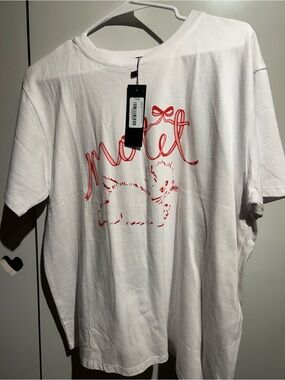 Motel Rocks Oversized Basic Tee In White With Kitty